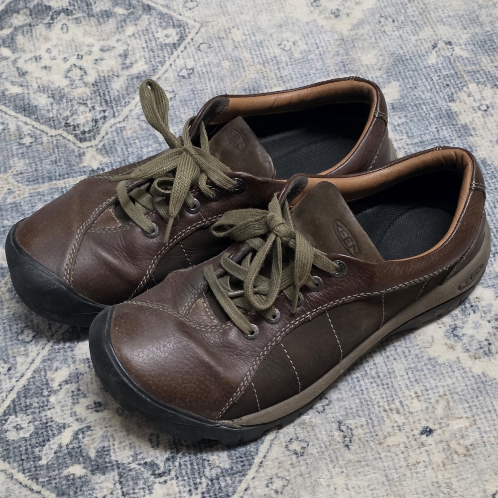 KEEN Womens Dark Brown Leather Sneakers